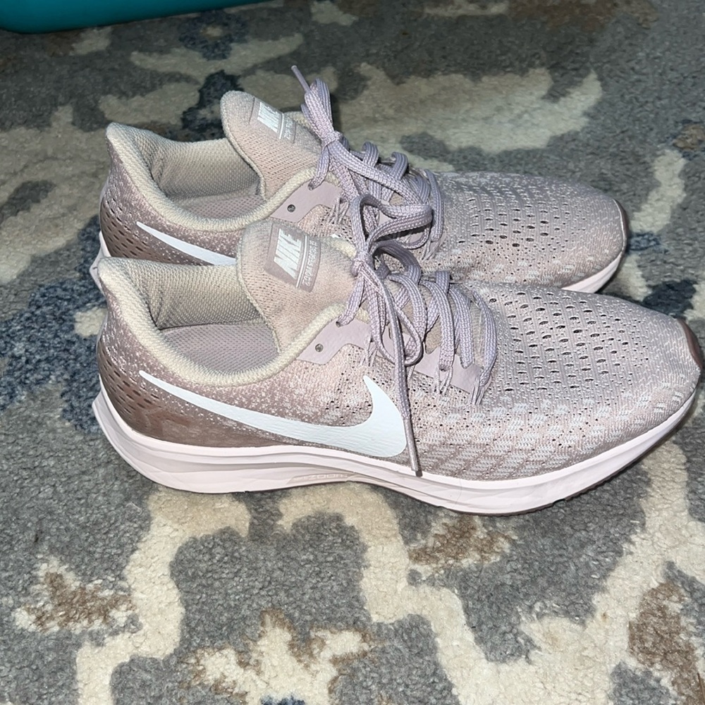 Nike Womens Air Zoom Pegasus 35 Particle‎ Rose Lavender Running Shoes Sneakers